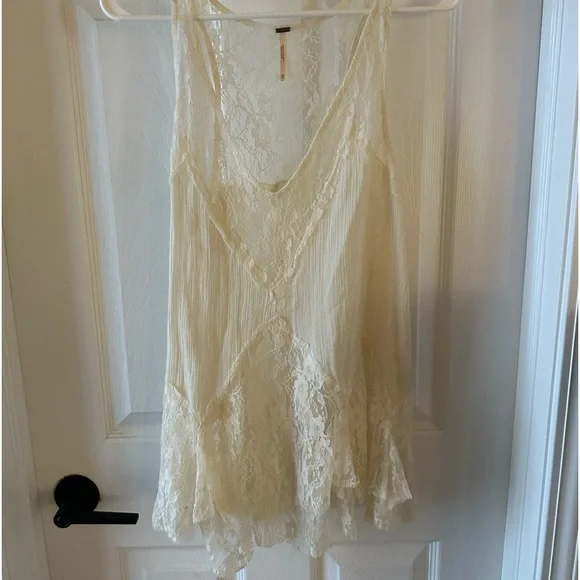Free People Lace top - Picture 2 of 8